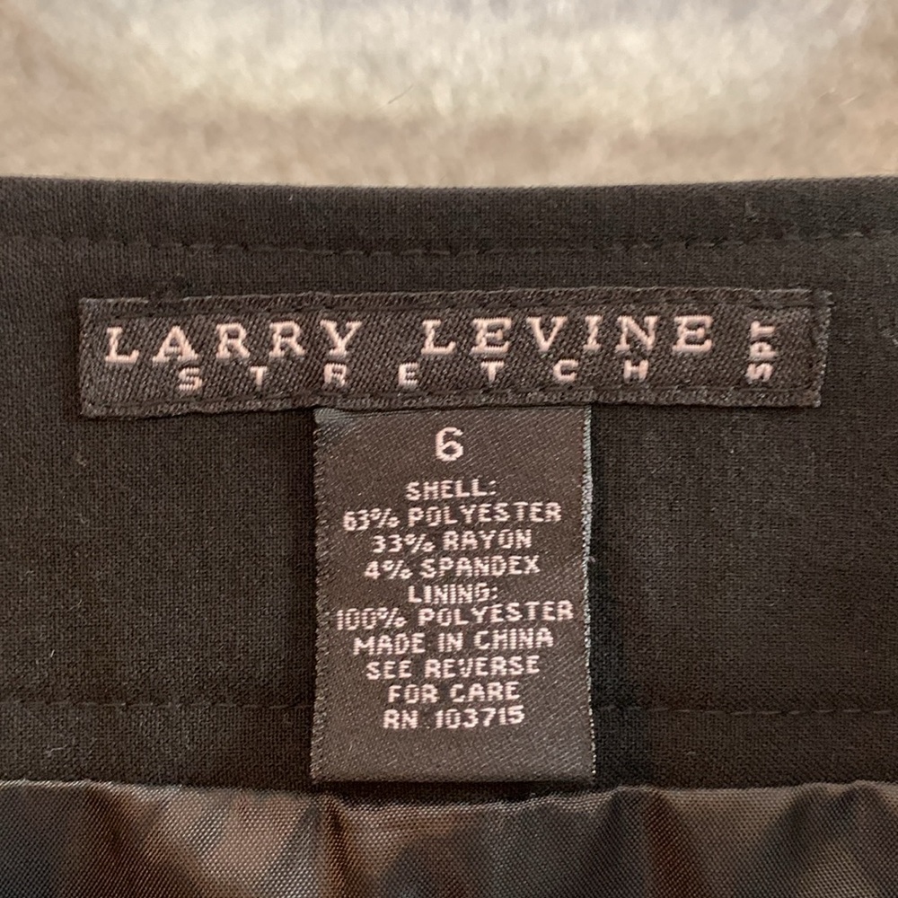 Larry Levine Skirt Size 6 - Picture 5 of 13